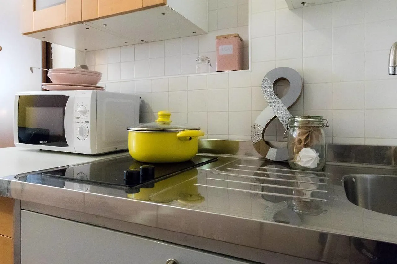 Hintown Little Starlet Apartment Milan 0*,  Italy